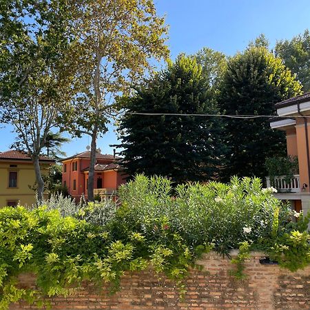 Borgogna 14 Otel Reggio Emilia Dış mekan fotoğraf
