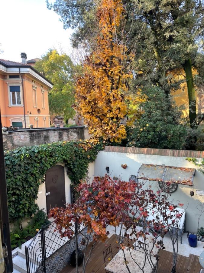 Borgogna 14 Otel Reggio Emilia Dış mekan fotoğraf